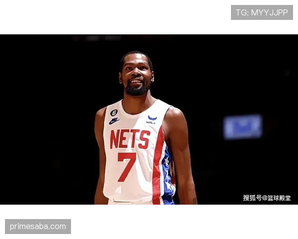 本泽马本赛季进攻端表现稳健，状态回暖解析